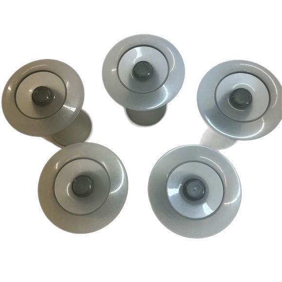 Tupperware Parfait Glasses w/ Lids - Set of Five - Picture 3 of 3